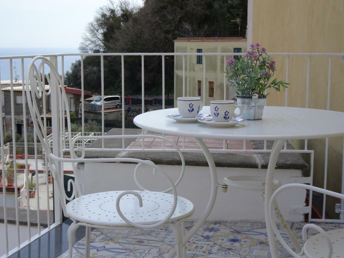 La Casa Di Paola Villa เนราโน ภายนอก รูปภาพ