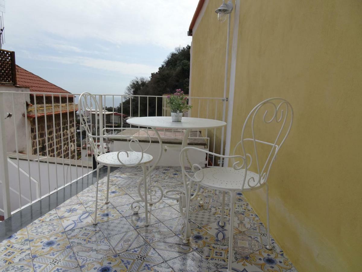 La Casa Di Paola Villa เนราโน ภายนอก รูปภาพ